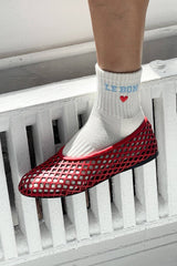 Embroidered Crew Socks : STRAWBERRY MILK