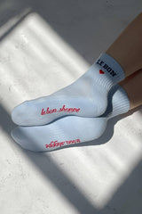 Embroidered Crew Socks : STRAWBERRY MILK
