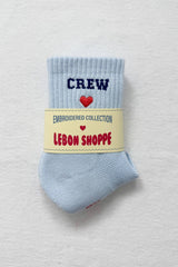 Embroidered Crew Socks : STRAWBERRY MILK